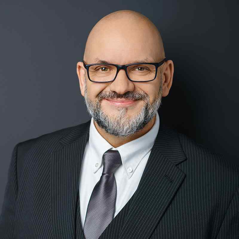 https://gunduzlawfirm.com/wp-content/uploads/2019/10/image_team_07.jpg